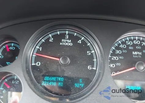 2014 Chevrolet Suburban 1500 Lt from USA, damaged, VIN 1GNSCJE09ER133932